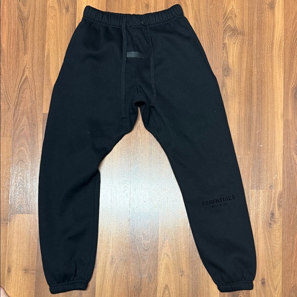 Fear of God Pants - Fear of God Essentials - Classic Fleece Sweatpants